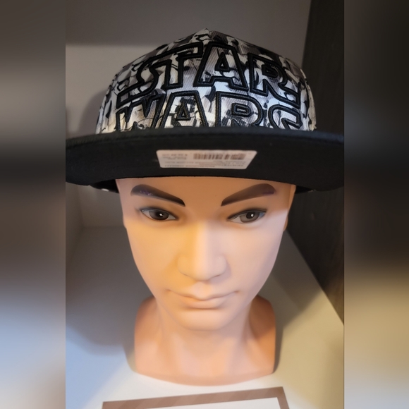 BNWT - Star Wars Adjustable Hat - Picture 1 of 6